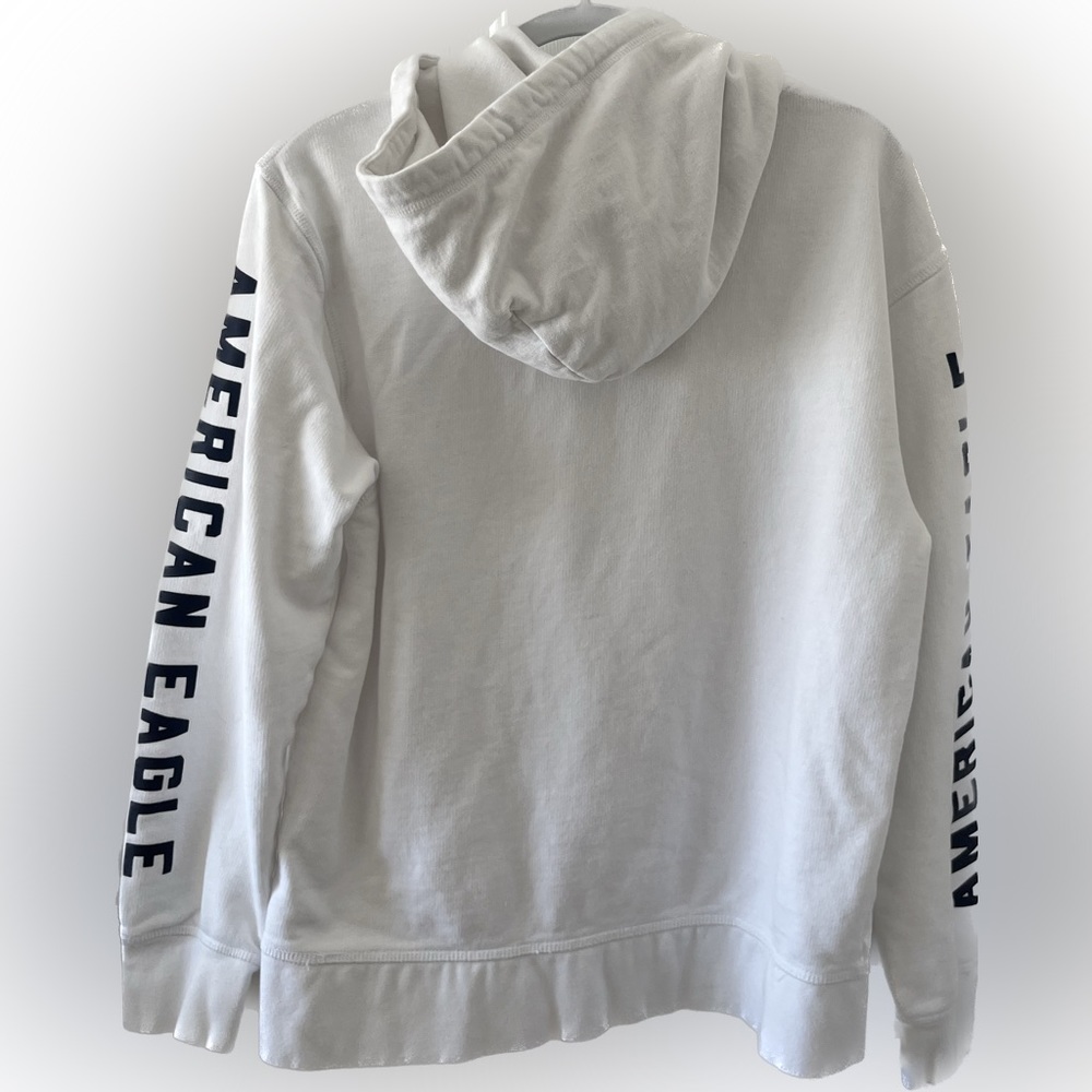 Men’s American Eagle Long Sleeve Sweatshirt. Size M. Color White. - Picture 2 of 4